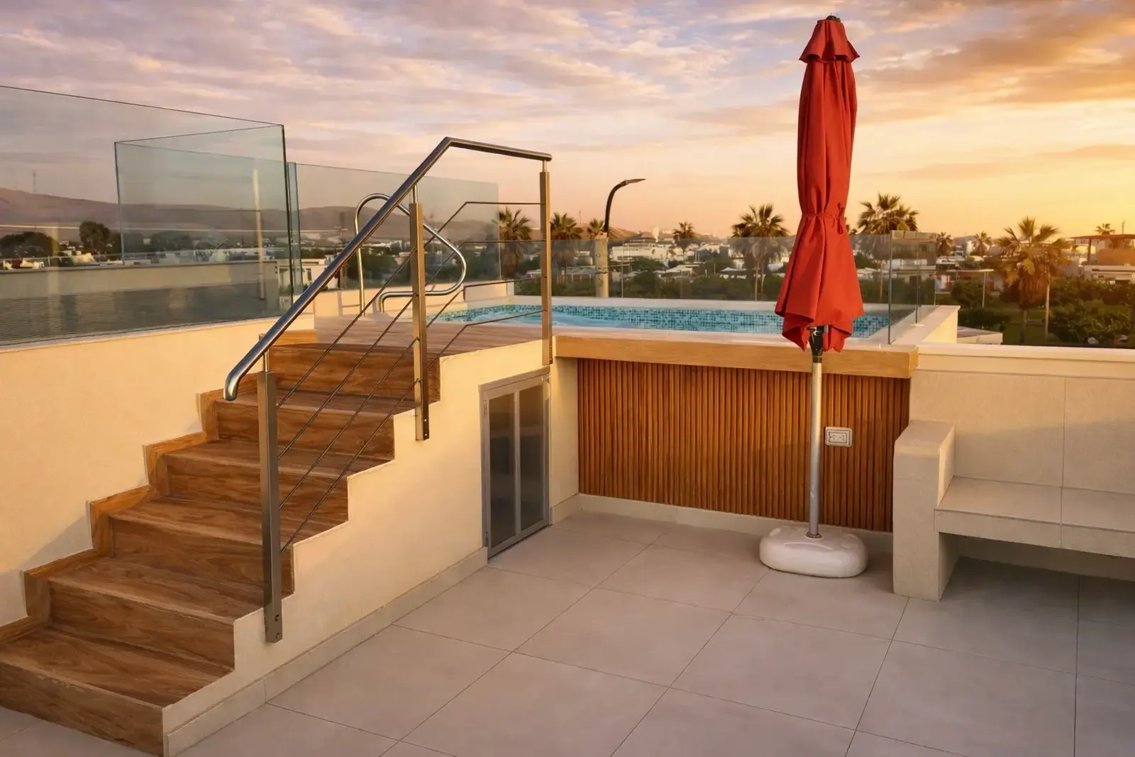 Piscina en la azotea – casa de playa con piscina en Asia, Lima