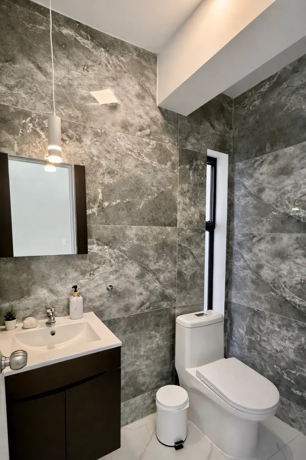 Baño 2 con ducha lluvia – casa playa 5 baños Asia Lima