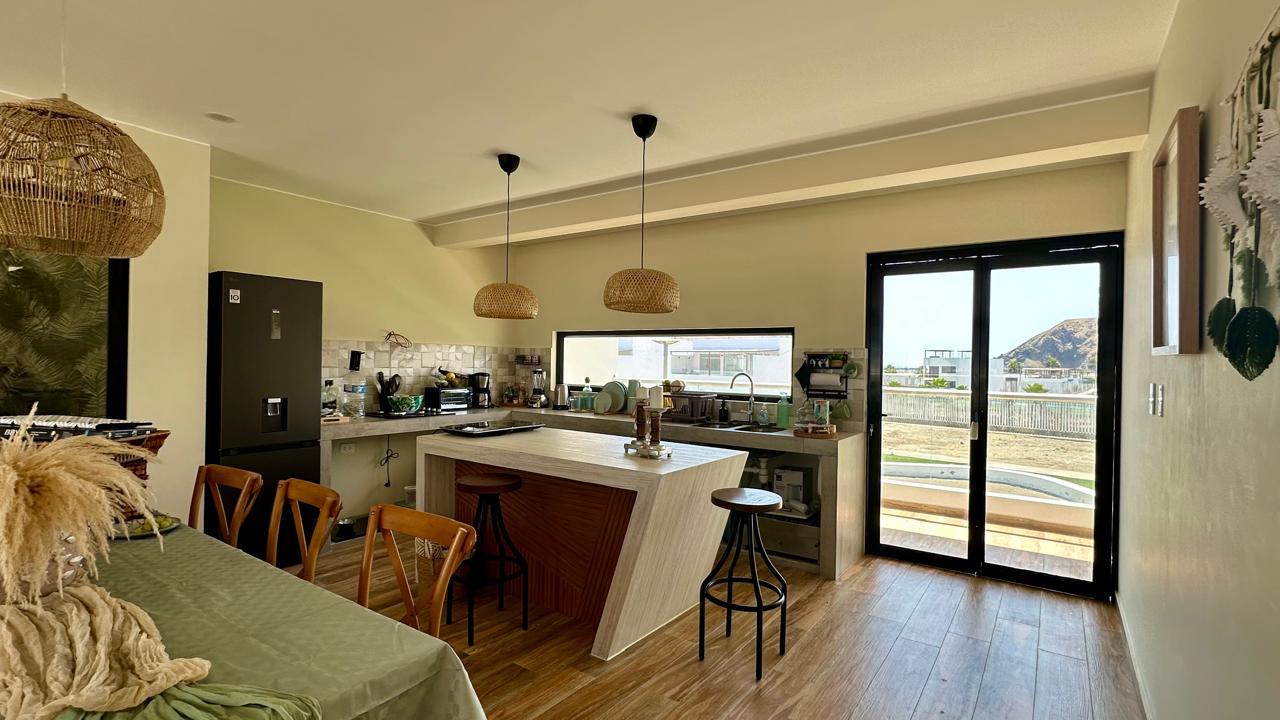 Cocina equipada Casa Chocaya – casa de playa con cocina completa